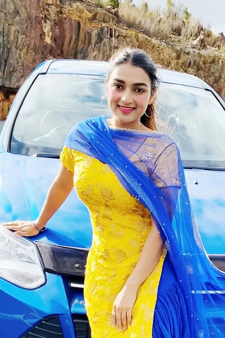 Mandy Azrot